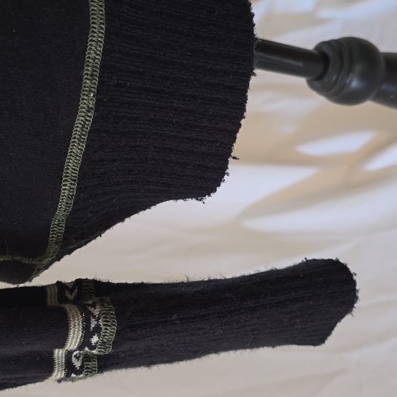 Free People women S/P long sleeve thermal cuffs neckline sweater top - Picture 3 of 7